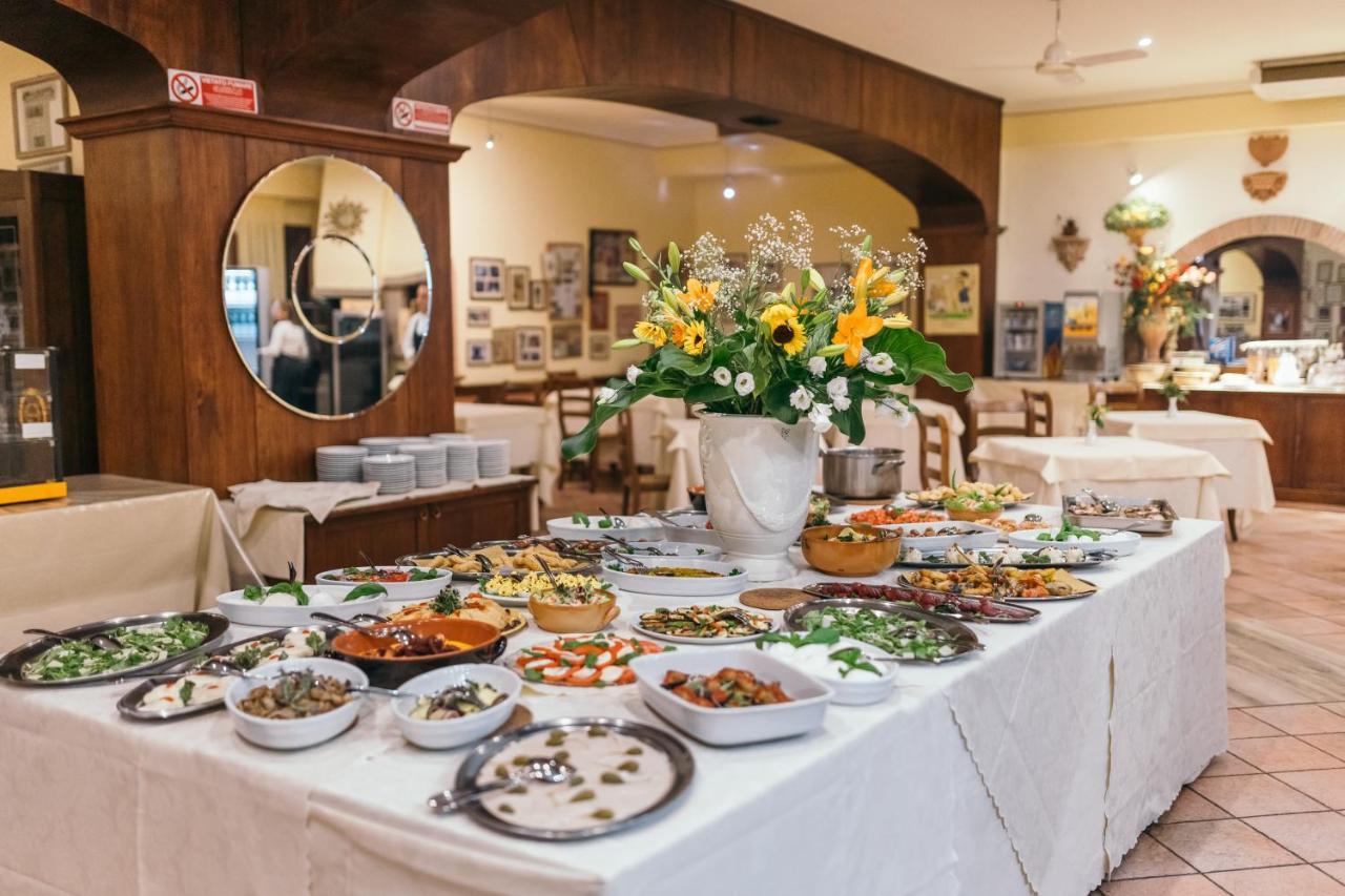 Hotel Agrihotel Elisabetta Collemezzano