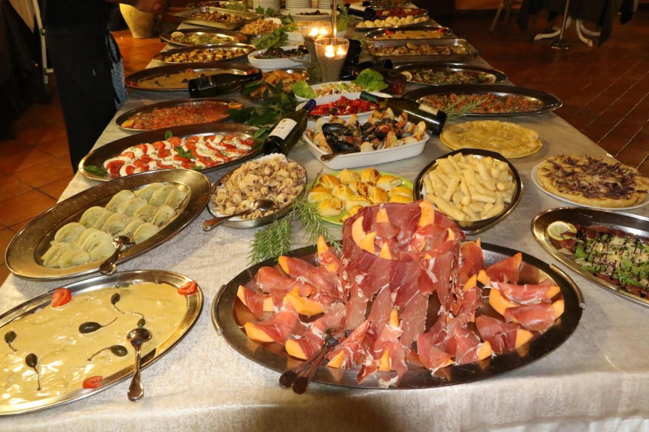 Agrihotel Elisabetta Collemezzano