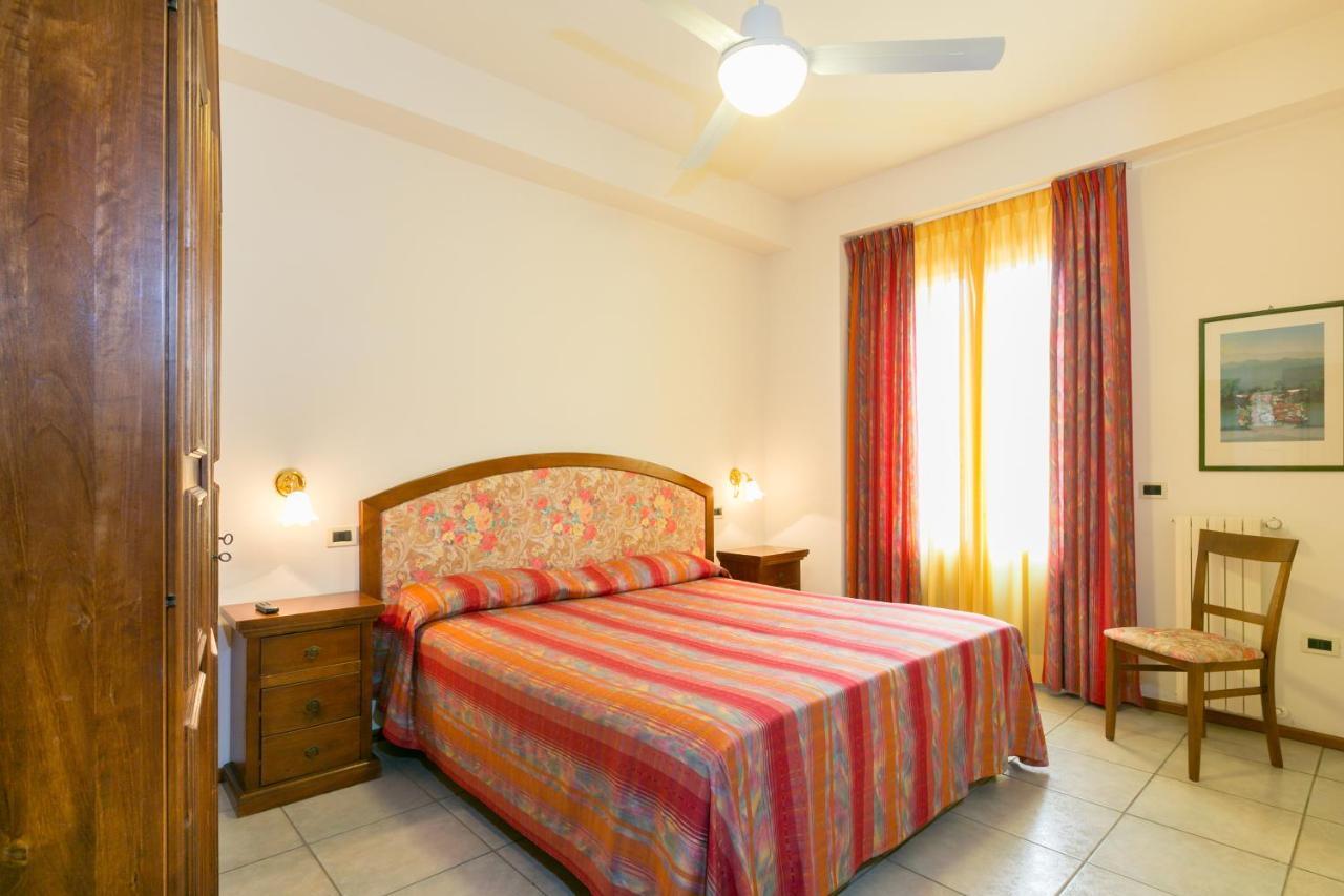 Hotel Agrihotel Elisabetta Collemezzano